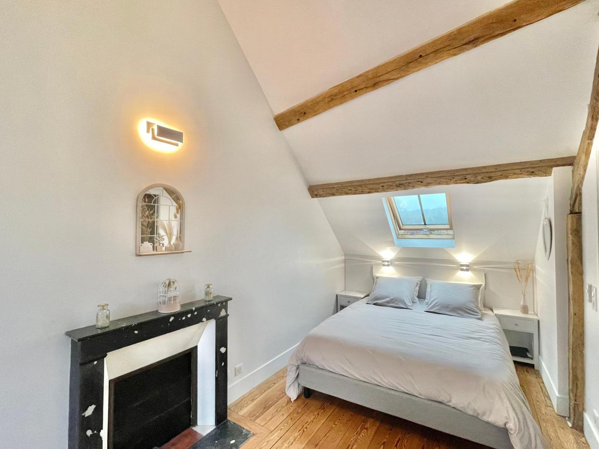 La Demeure Des Hotes 10 Minutes De Disney Couilly-Pont-aux-Dames Экстерьер фото